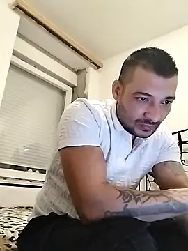 Zoltanioan26 online show from October 24, 2025, 10:17 pm