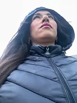 victoria cooper3 online show from February 19, 2026, 11:39 am