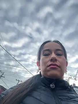 victoria cooper3 online show from February 21, 2026, 11:44 am