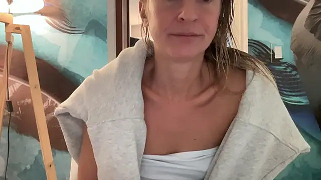 Aggbb online show from March 13, 2025, 11:51 am