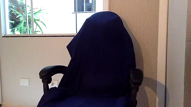 Smoker Ginger online show from April 13, 2026, 11:37 am