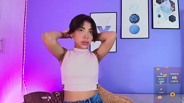 cinnamon kyla online show from January 18, 2025, 5:37 pm