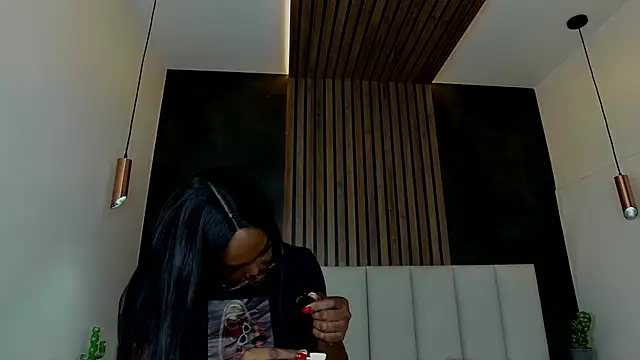 Snapshot of nahomi_campbell chatting on February 5, 2025, 7:31 pm nahomi campbell online show from February 5, 2025, 7:31 pm