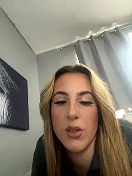 Miss emilee online show from October 7, 2025, 10:56 am