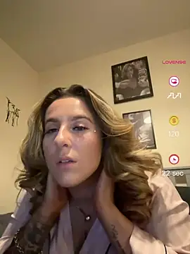 Miss emilee online show from May 8, 2026, 8:36 pm