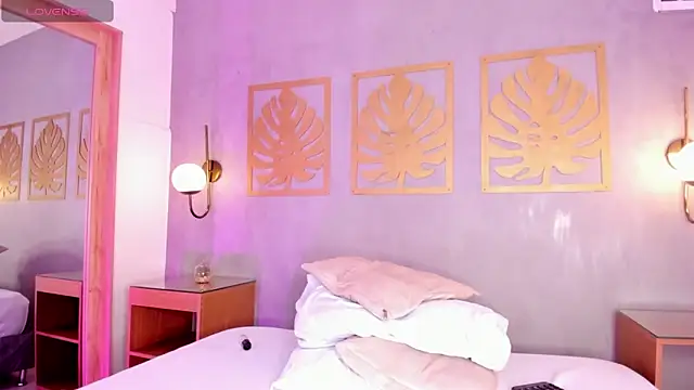 Snapshot of majo_rosse_ chatting on February 25, 2026, 6:56 am majo rosse online show from February 25, 2026, 6:56 am