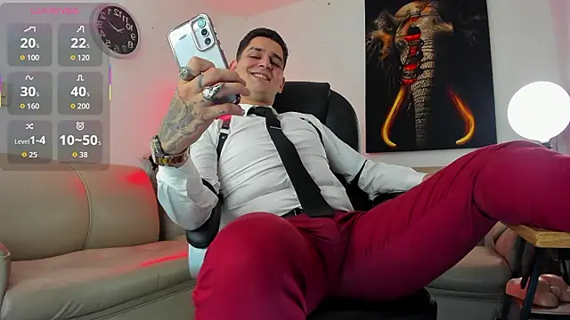 Nicolas Fellener online show from February 4, 2026, 4:51 am