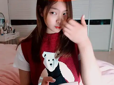 Snapshot of -Lucky_Girl chatting on December 20, 2024, 10:49 am -Lucky Girl online show from December 20, 2024, 10:49 am