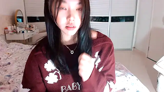 -Lucky Girl online show from November 20, 2025, 12:11 am