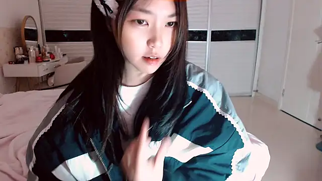 -Lucky Girl online show from January 15, 2026, 1:54 am