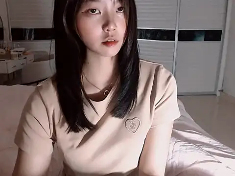 Snapshot of -Lucky_Girl chatting on March 3, 2026, 2:12 pm -Lucky Girl online show from March 3, 2026, 2:12 pm