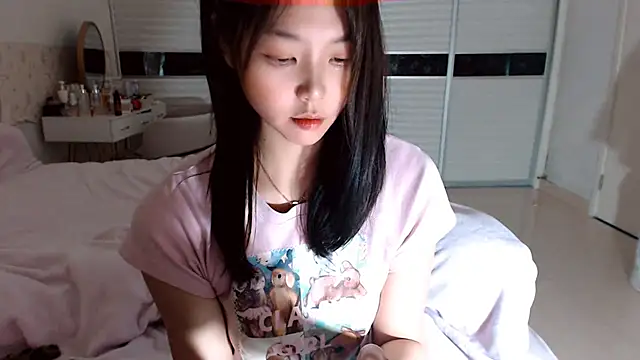 -Lucky Girl online show from March 6, 2026, 12:12 pm