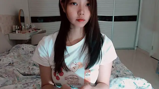 -Lucky Girl online show from June 4, 2026, 1:22 am