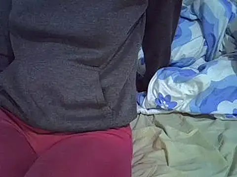 sweet veee online show from March 10, 2025, 6:49 am