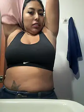 Snapshot of emmyjhonson07 chatting on April 24, 2026, 11:23 am emmyjhonson07 online show from April 24, 2026, 11:23 am