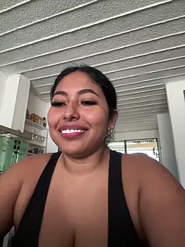Snapshot of emmyjhonson07 chatting on May 19, 2026, 11:49 am emmyjhonson07 online show from May 19, 2026, 11:49 am