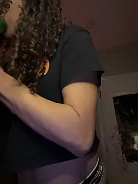 Snapshot of _Neeka_ chatting on February 27, 2026, 3:50 am Neeka online show from February 27, 2026, 3:50 am