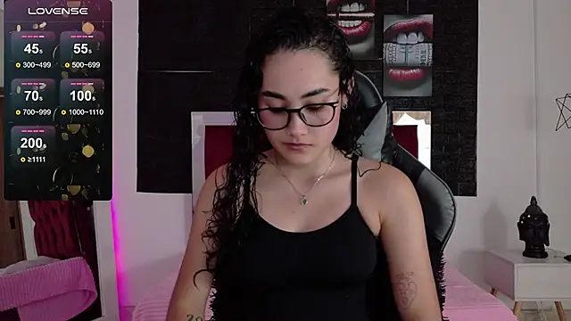 Snapshot of kathy1_sc chatting on September 23, 2025, 8:56 pm kathy1 sc online show from September 23, 2025, 8:56 pm