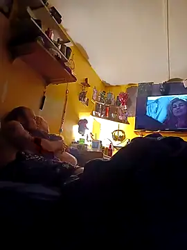 Snapshot of AutumnLights420 chatting on October 23, 2025, 2:22 am AutumnLights420 online show from October 23, 2025, 2:22 am