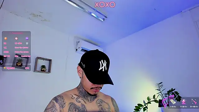 Snapshot of JordanSmiith_ chatting on February 4, 2025, 11:16 pm JordanSmiith online show from February 4, 2025, 11:16 pm