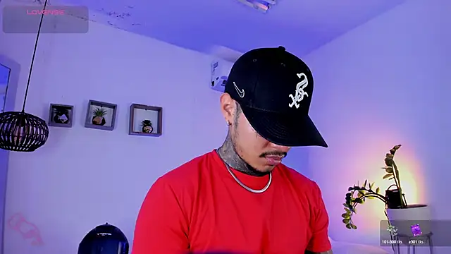 Snapshot of JordanSmiith_ chatting on February 14, 2025, 8:26 pm JordanSmiith online show from February 14, 2025, 8:26 pm