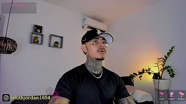 Snapshot of JordanSmiith_ chatting on March 5, 2025, 9:26 pm JordanSmiith online show from March 5, 2025, 9:26 pm