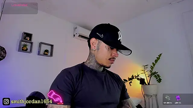 Snapshot of JordanSmiith_ chatting on March 9, 2025, 3:16 pm JordanSmiith online show from March 9, 2025, 3:16 pm