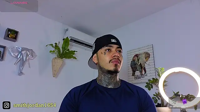 Snapshot of JordanSmiith_ chatting on October 1, 2025, 9:43 pm JordanSmiith online show from October 1, 2025, 9:43 pm