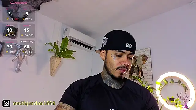 Snapshot of JordanSmiith_ chatting on October 18, 2025, 8:09 pm JordanSmiith online show from October 18, 2025, 8:09 pm