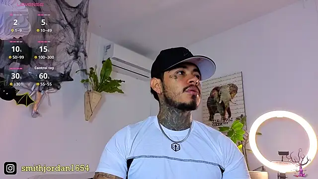 Snapshot of JordanSmiith_ chatting on October 23, 2025, 8:51 pm JordanSmiith online show from October 23, 2025, 8:51 pm