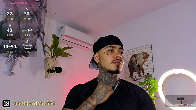 Snapshot of JordanSmiith_ chatting on November 2, 2025, 2:08 pm JordanSmiith online show from November 2, 2025, 2:08 pm