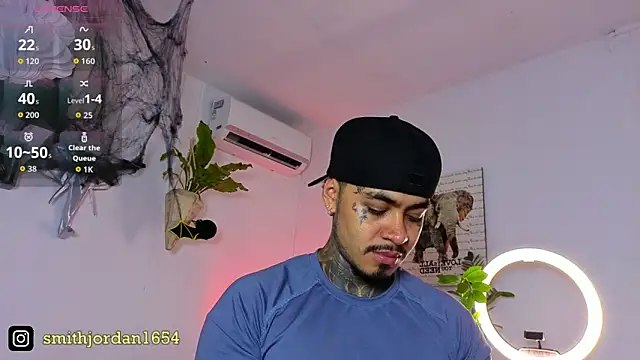 Snapshot of JordanSmiith_ chatting on November 4, 2025, 9:47 pm JordanSmiith online show from November 4, 2025, 9:47 pm