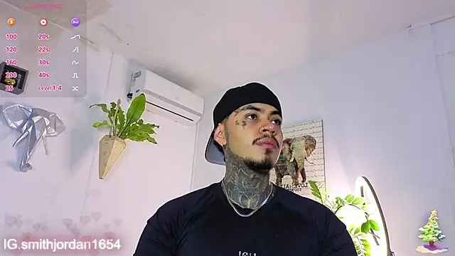 Snapshot of JordanSmiith_ chatting on December 3, 2025, 7:56 pm JordanSmiith online show from December 3, 2025, 7:56 pm