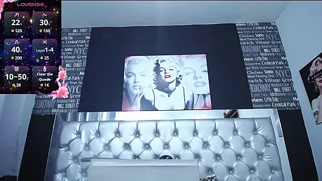 Snapshot of _nicolehotshemale chatting on March 7, 2025, 12:37 am  nicolehotshemale online show from March 7, 2025, 12:37 am