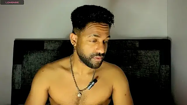 bbcblackhot34 online show from November 10, 2025, 4:00 am