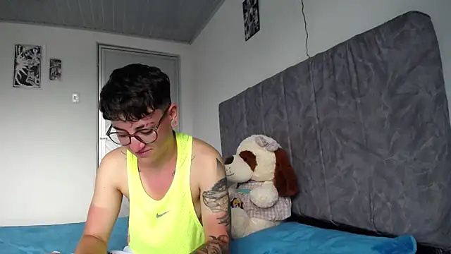 linda 33 online show from April 14, 2026, 4:13 pm