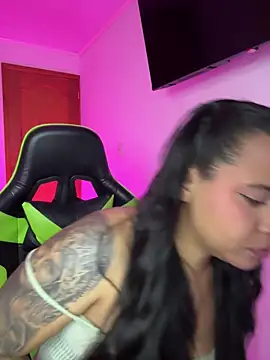 Snapshot of leila_22 chatting on February 28, 2026, 7:53 am leila 22 online show from February 28, 2026, 7:53 am