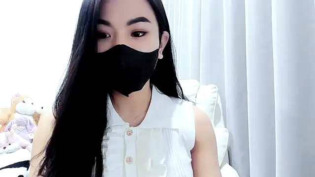 Lita-Julia online show from November 1, 2025, 7:10 am