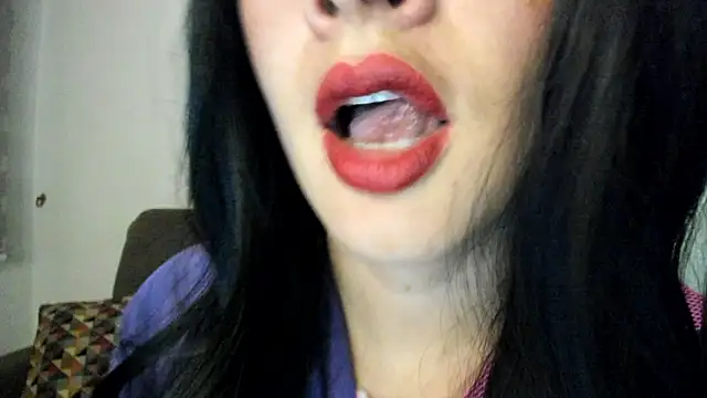 Snapshot of queen_fetish chatting on December 2, 2024, 11:18 pm queen fetish online show from December 2, 2024, 11:18 pm