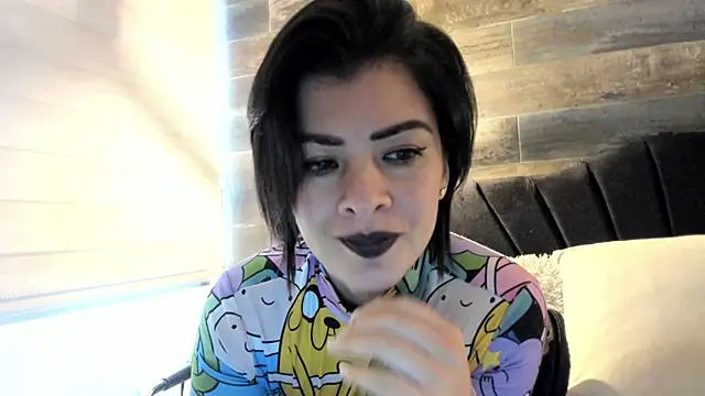 Snapshot of queen_fetish chatting on December 19, 2024, 6:12 pm queen fetish online show from December 19, 2024, 6:12 pm