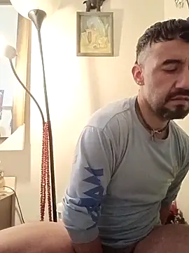 prettyboi6992 online show from March 12, 2026, 7:42 pm