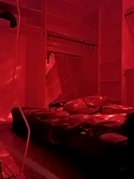 prettyboi6992 online show from April 3, 2026, 6:44 am