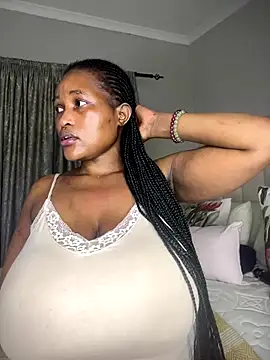 Snapshot of Bustygoddess32 chatting on September 13, 2025, 12:21 am Bustygoddess32 online show from September 13, 2025, 12:21 am