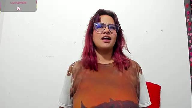 Snapshot of hazel_34 chatting on February 28, 2026, 10:05 am hazel 34 online show from February 28, 2026, 10:05 am