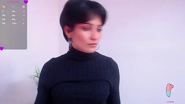 Hannaaaa   online show from January 9, 2025, 2:40 pm