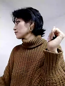 Hannaaaa   online show from February 5, 2025, 7:53 pm