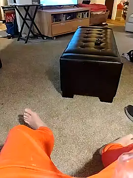 Snapshot of fukurbutt chatting on December 10, 2024, 8:49 pm fukurbutt online show from December 10, 2024, 8:49 pm