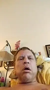 Snapshot of fukurbutt chatting on October 8, 2025, 6:49 pm fukurbutt online show from October 8, 2025, 6:49 pm