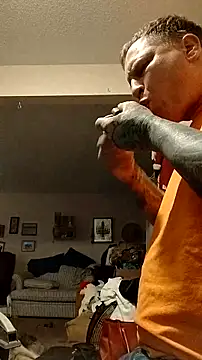 Snapshot of fukurbutt chatting on February 5, 2026, 7:46 am fukurbutt online show from February 5, 2026, 7:46 am