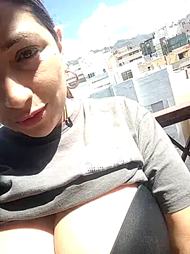 claudia online show from April 30, 2026, 11:05 am